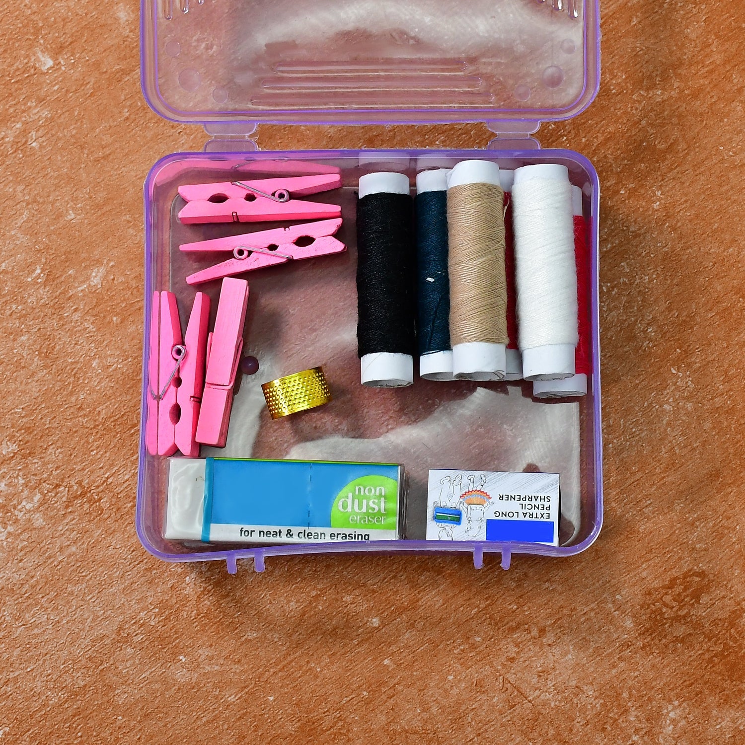 2004 plastic container used for storing things and stuffs and can also be used in any kind of places. DeoDap 2004 plastic container used for storing things and stuffs and can also be used in any kind of places. DeoDap